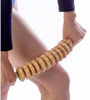Rouleau de thérapie en bois